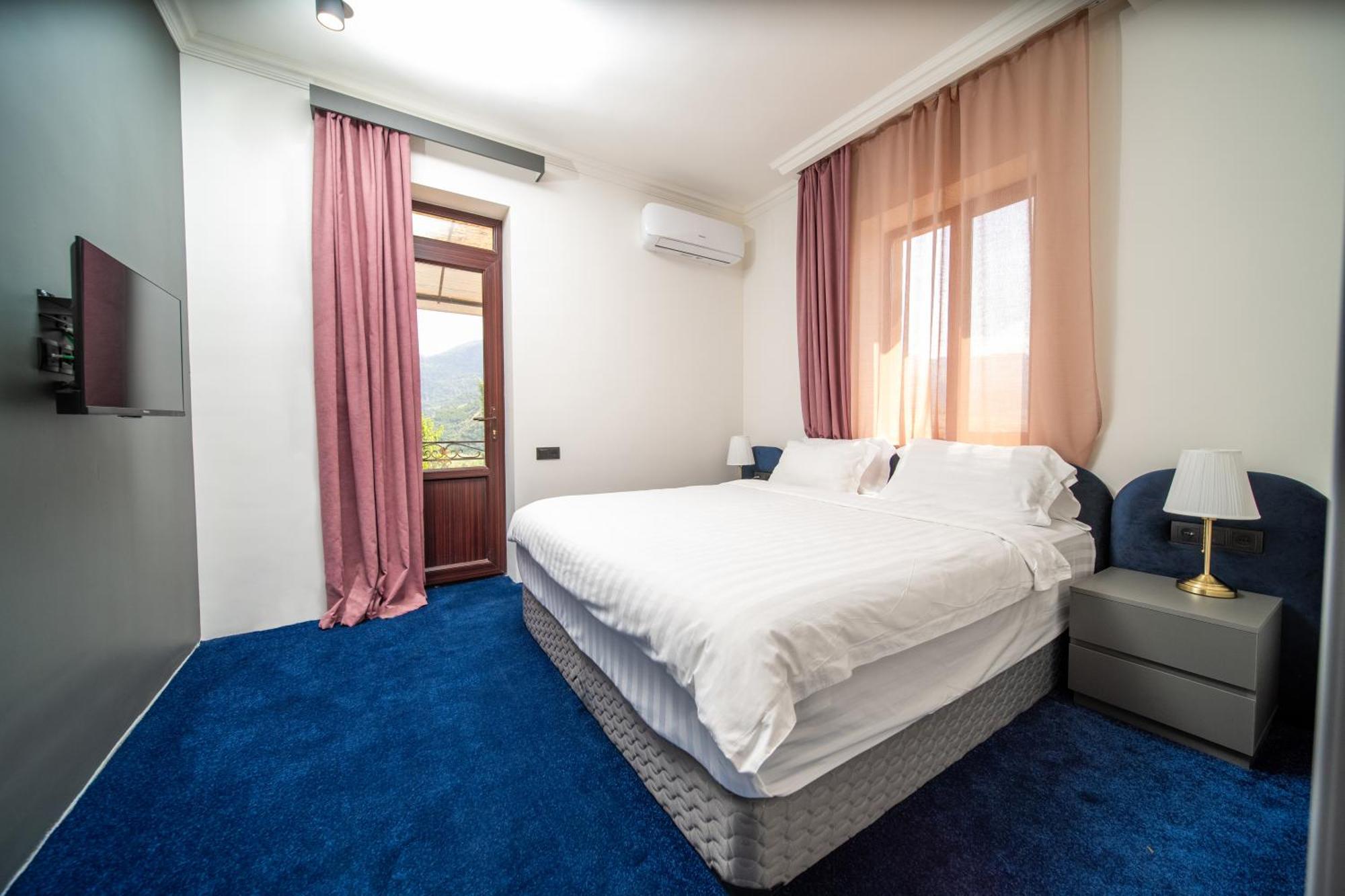 Kefilyan Family Hotel Sanain Esterno foto