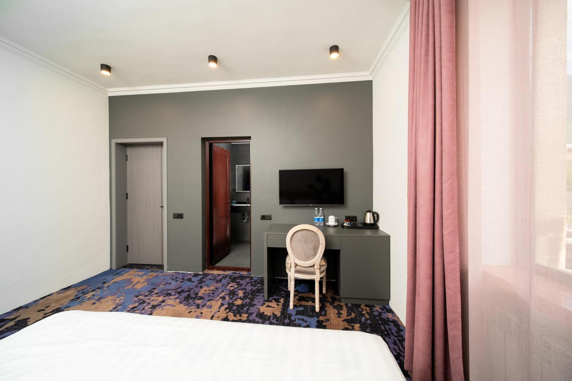 Kefilyan Family Hotel Sanain Esterno foto