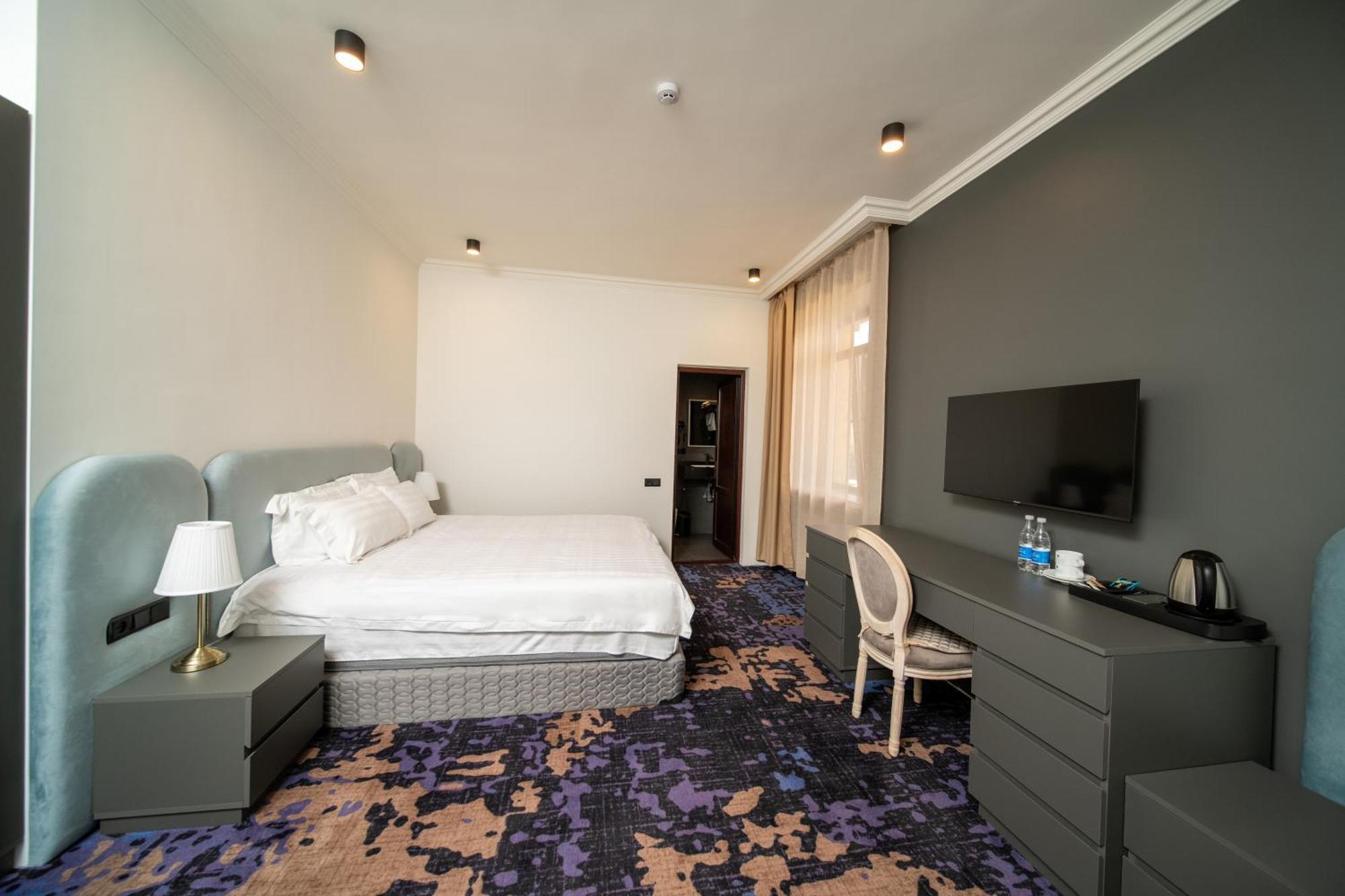 Kefilyan Family Hotel Sanain Esterno foto