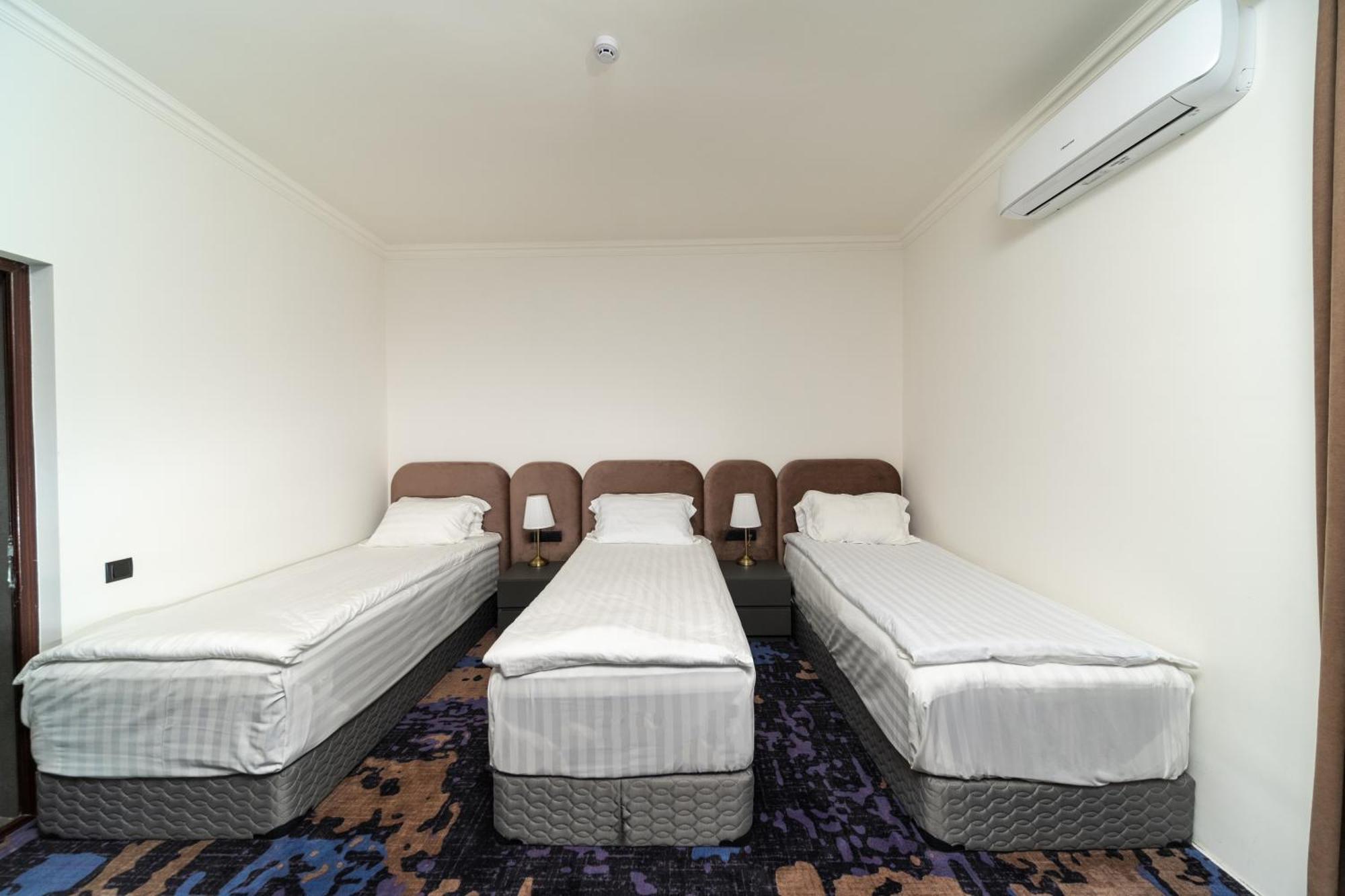 Kefilyan Family Hotel Sanain Esterno foto